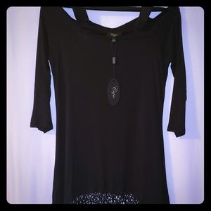 NWT Cupio off shoulder crocheted hem